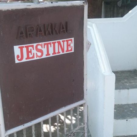 Jestine Homestay Kochi Luaran gambar