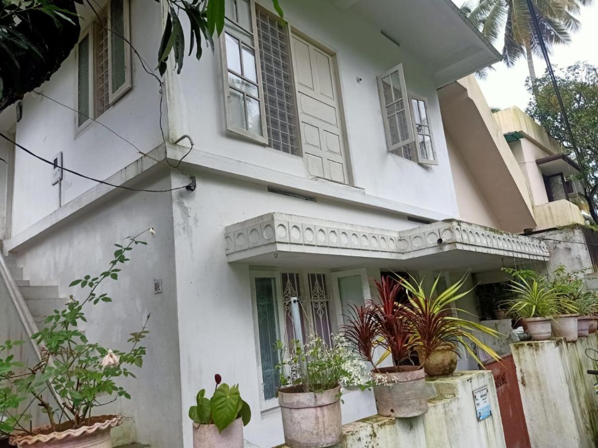 Jestine Homestay Kochi Luaran gambar